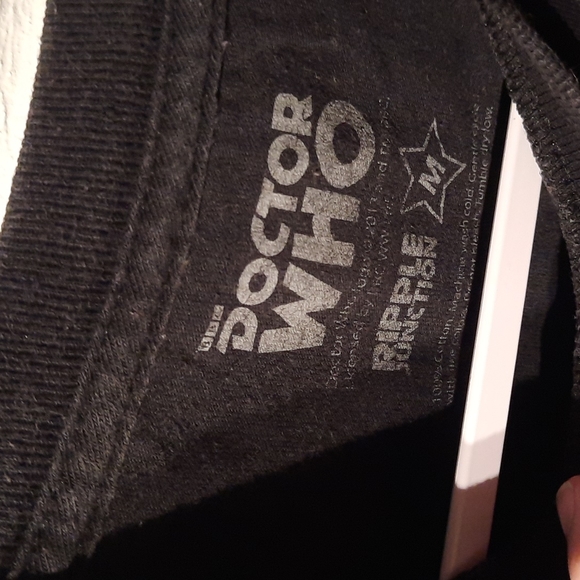 Doctor Who T-Shirt - Picture 2 of 3